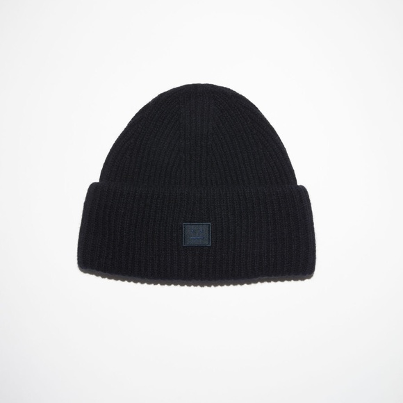 Acne Studios Accessories - NWT Acne Studios Small Face Logo Beanie in Black Unisex
